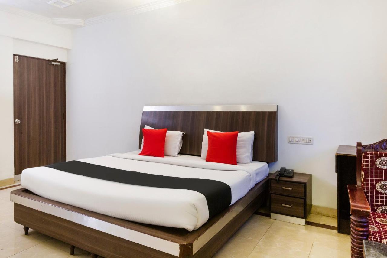 Capital O 69831 Hotel Mount Heera Chennai Bagian luar foto